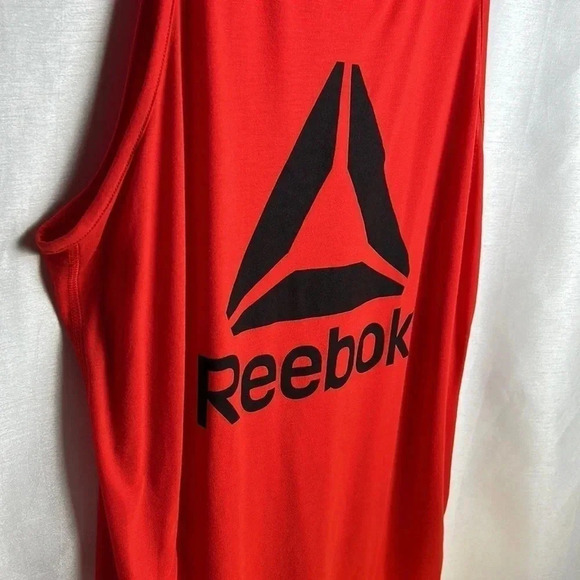REEBOK logo muscle shirt work out red and black tee. Activewear. Basketball - Picture 3 of 4